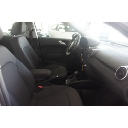 AUDI A1 1.6 TDI 90 CV S TRONIC