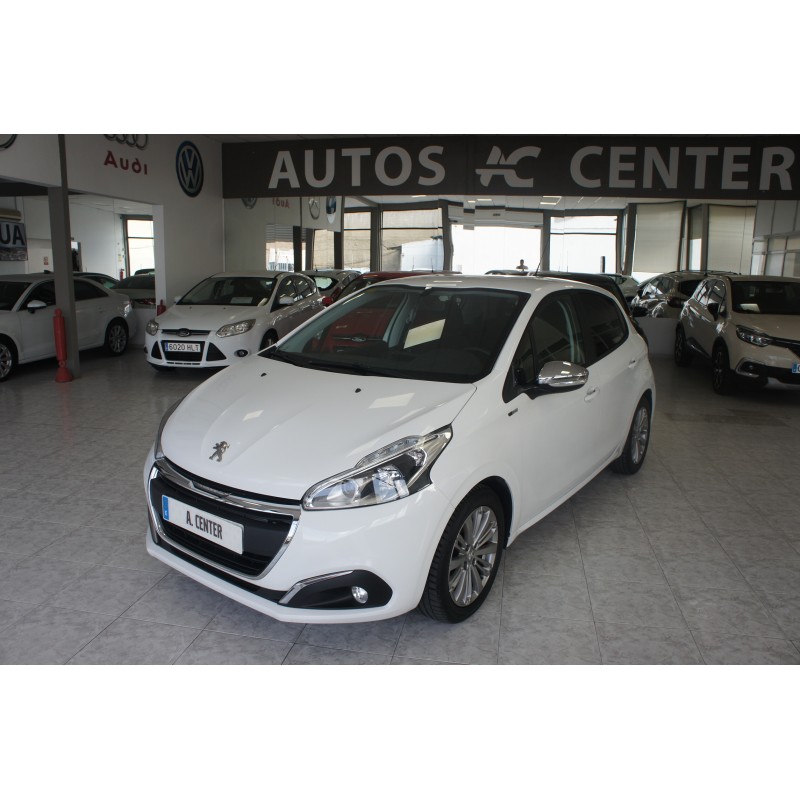 PEUGEOT 208 1.2 82 CV