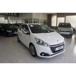 PEUGEOT 208 1.2 82 CV